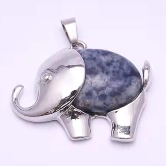 Sodalite Natural Stone Elephant Shaped Pendant Necklace Healing Gemstone Pendant - Picture 2 of 2
